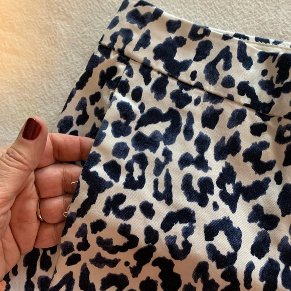 J. Crew shorts ladies navy blue & white leopard print Shorty shorts Size 4 - Picture 3 of 7